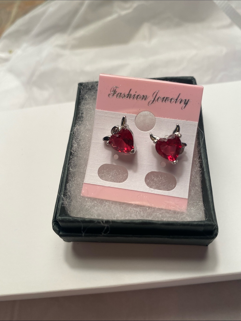 Fashion Jewelry Red Heart Crystal Stud Earrings